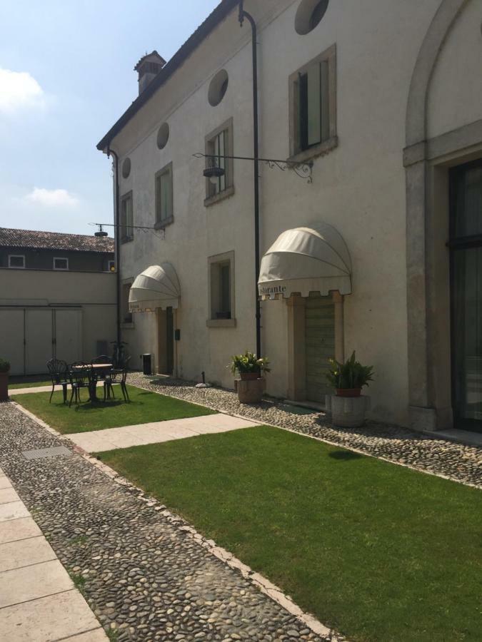 Villa Vecelli Cavriani Mozzecane Exteriér fotografie