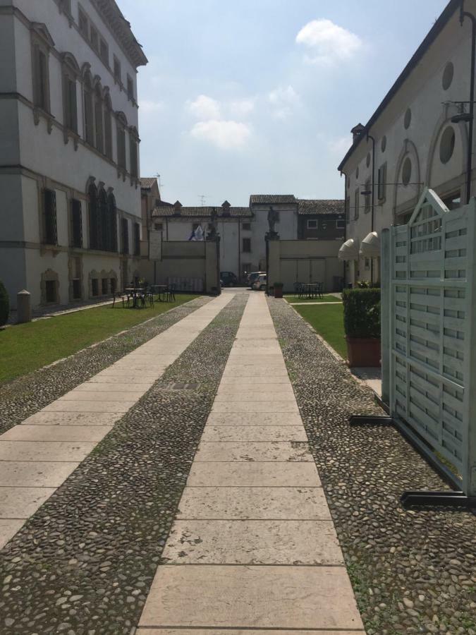 Villa Vecelli Cavriani Mozzecane Exteriér fotografie